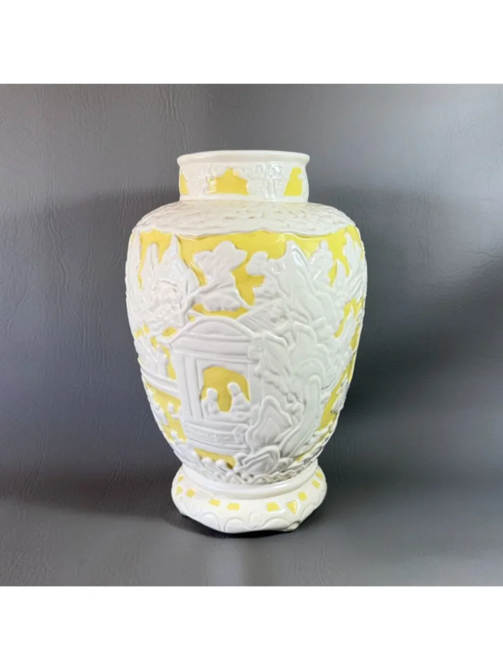 Vintage Stangl Pottery Chinoiserie Vase Yellow White Pagoda Relief Irene 11